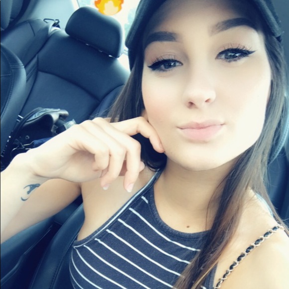 alexisab97